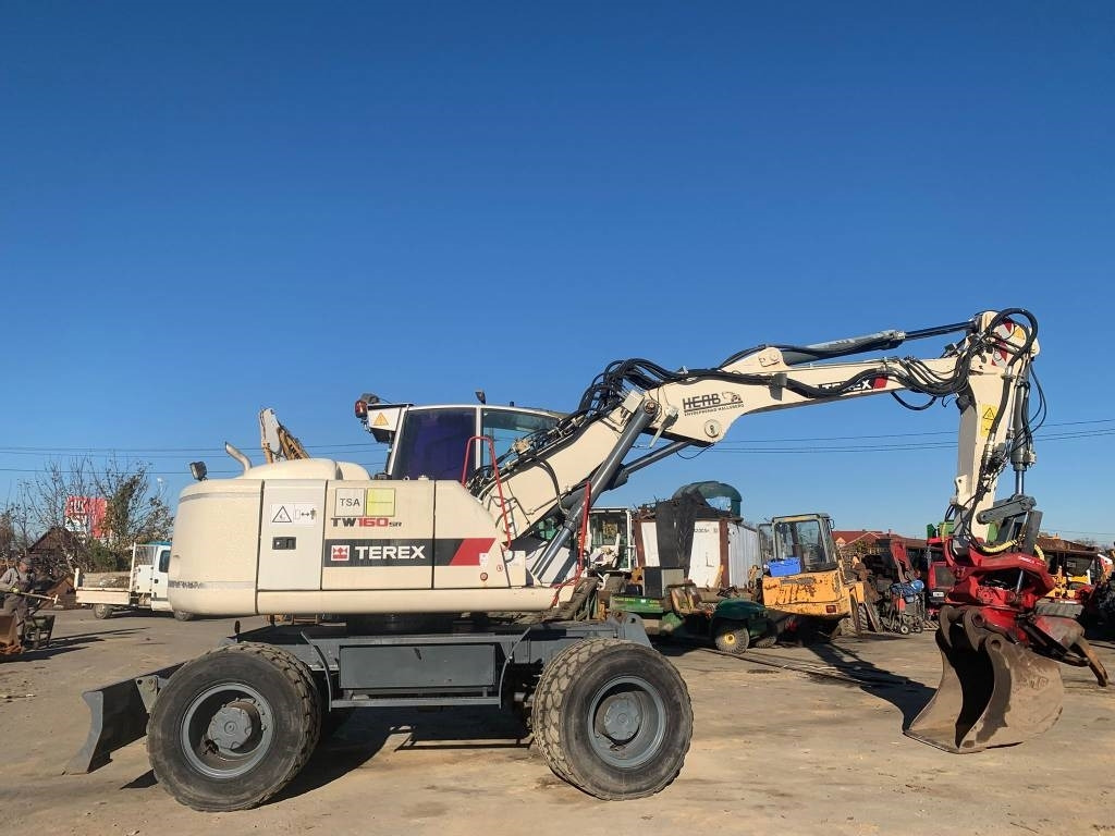 Terex TW160SR+Sandco Rototilt - Ratinis ekskavatorius: foto 3 Terex TW160SR+Sandco Rototilt - Ratinis ekskavatorius: foto 3