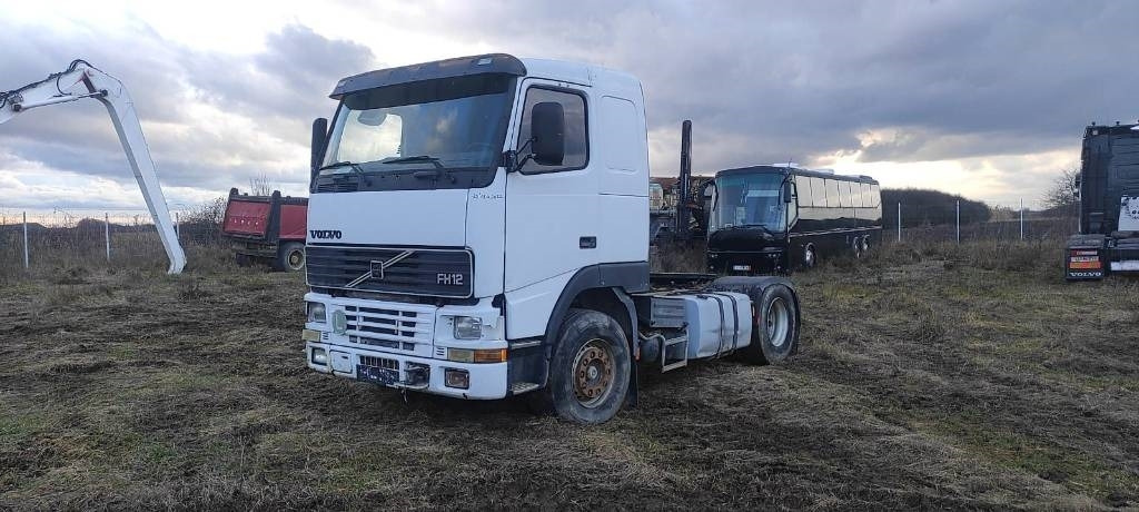 Volvo FH12 380 - Vilkikas: foto 2 Volvo FH12 380 - Vilkikas: foto 2