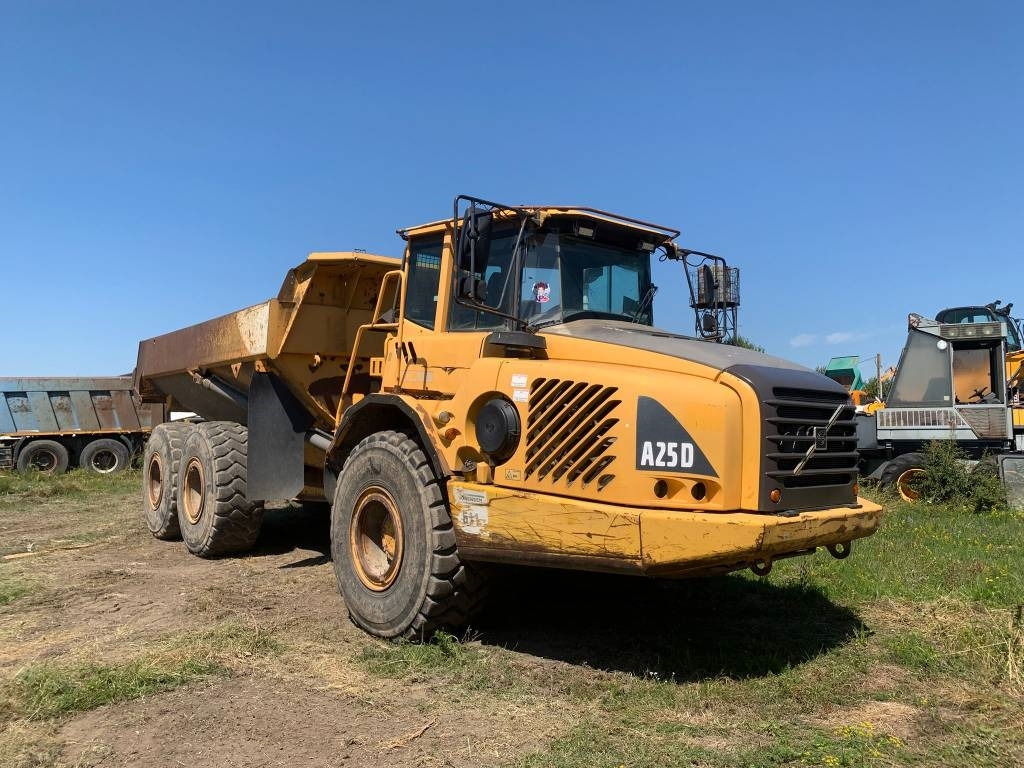 Volvo A 25 D - Šarnyrinis savivartis: foto 4 Volvo A 25 D - Šarnyrinis savivartis: foto 4