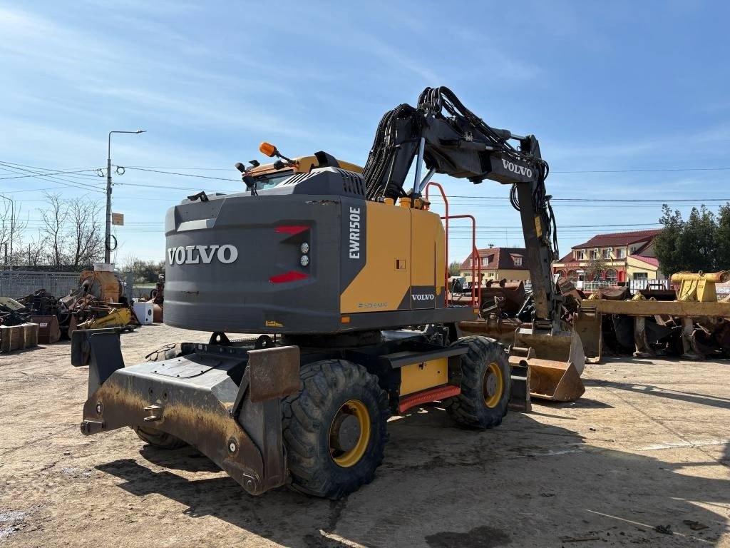 Volvo EW 150E - Ratinis ekskavatorius: foto 4 Volvo EW 150E - Ratinis ekskavatorius: foto 4