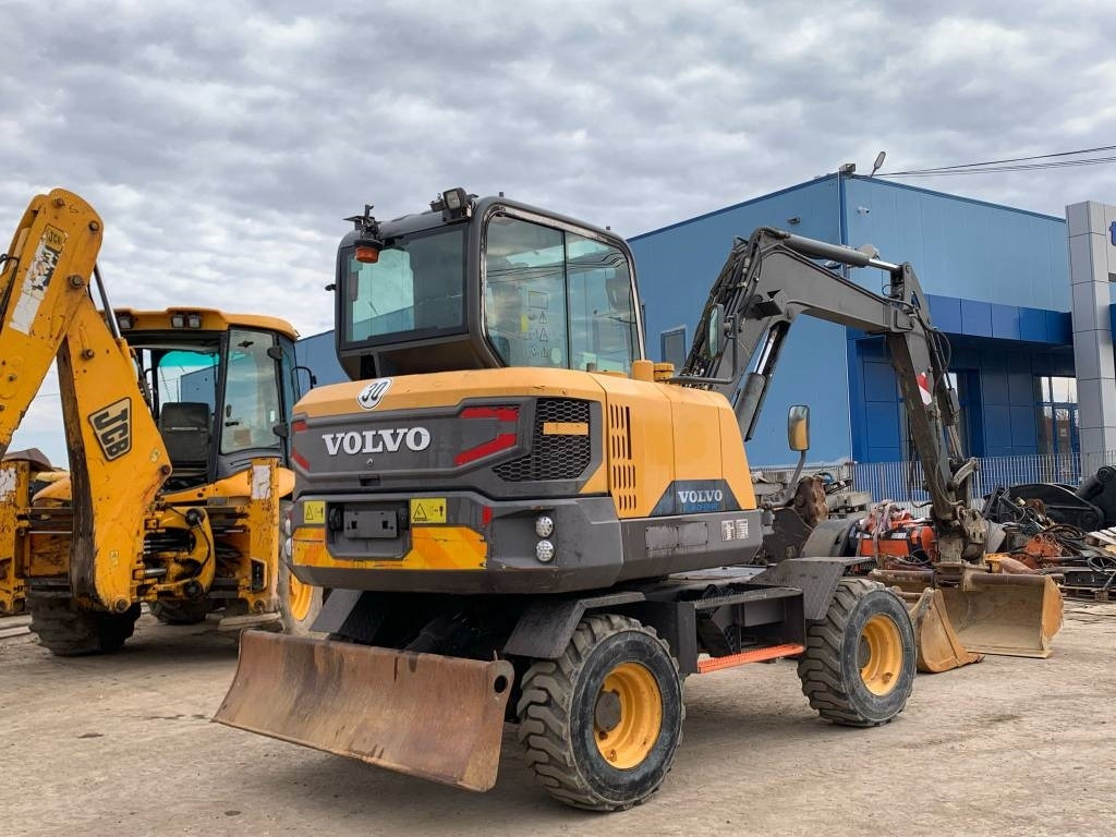 Volvo EW 60 E - Ratinis ekskavatorius: foto 4 Volvo EW 60 E - Ratinis ekskavatorius: foto 4