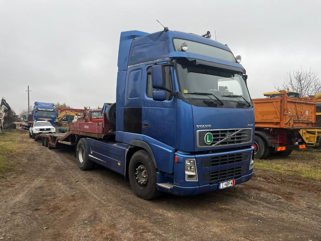 Volvo FH 12 460 - Furgonas sunkvežimis: foto 1 Volvo FH 12 460 - Furgonas sunkvežimis: foto 1
