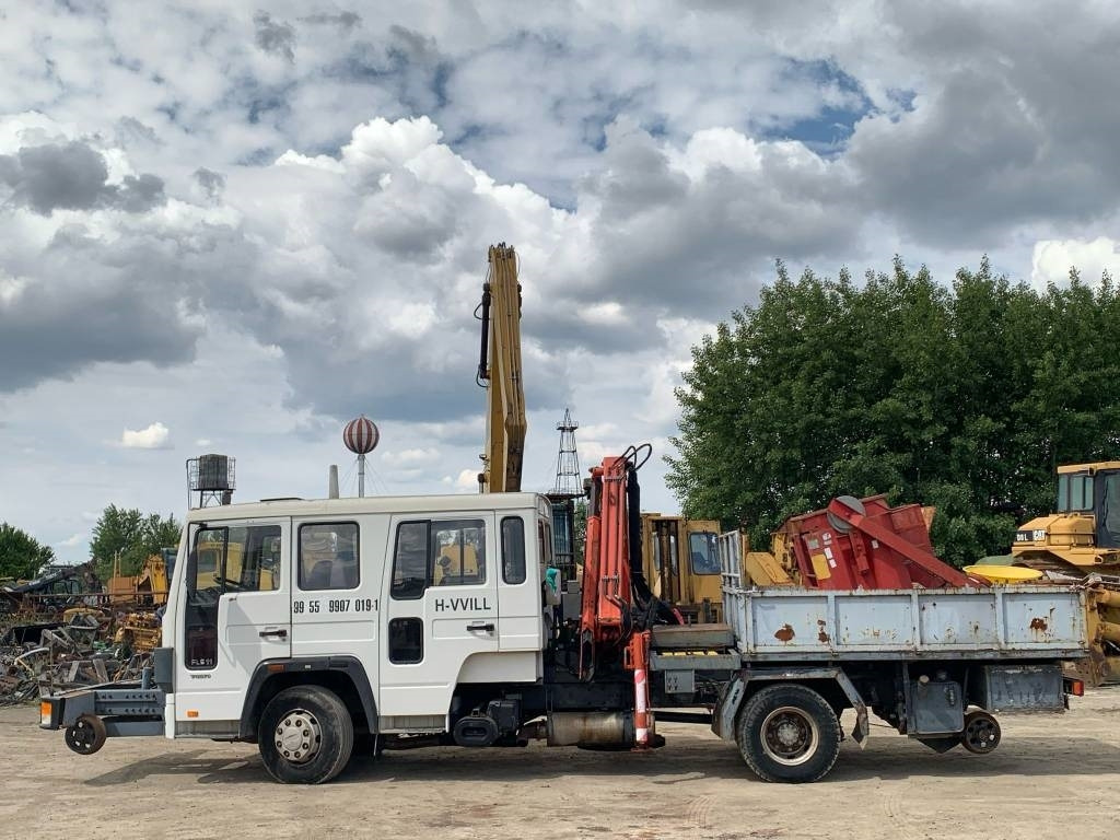 Volvo FL 611 Railway Truck - Sunkvežimis su kranu: foto 5 Volvo FL 611 Railway Truck - Sunkvežimis su kranu: foto 5