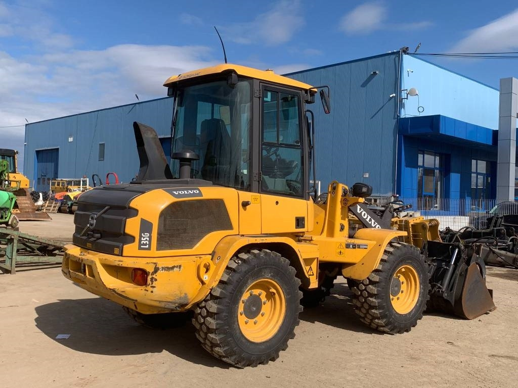 Volvo L 35 G - Ratinis krautuvas: foto 4 Volvo L 35 G - Ratinis krautuvas: foto 4