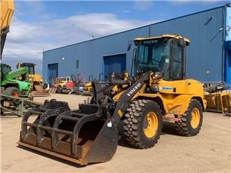 Volvo L 35 G - Ratinis krautuvas: foto 1 Volvo L 35 G - Ratinis krautuvas: foto 1