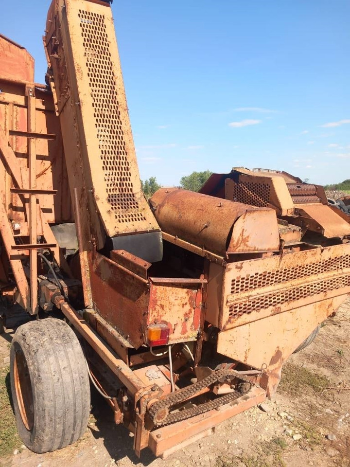 ZMAI 222 - Kombainas: foto 2 ZMAI 222 - Kombainas: foto 2