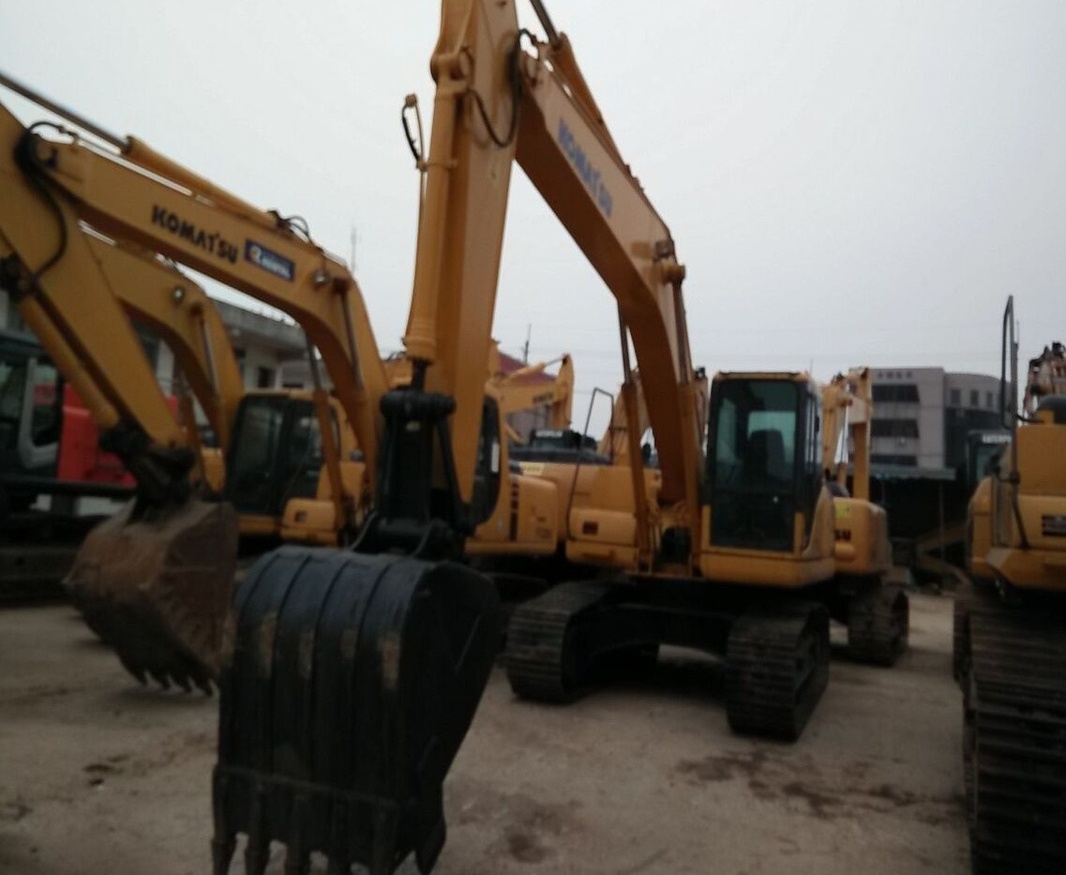 Komatsu PC200-7 - Vikšrinis ekskavatorius: foto 5 Komatsu PC200-7 - Vikšrinis ekskavatorius: foto 5