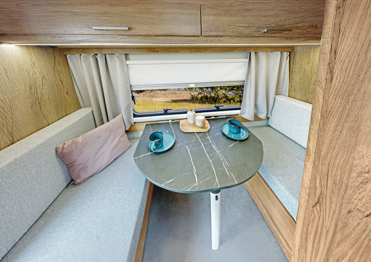 Niewiadów N-Cross 3 osobowa CAMPING caravan 3 person 1000kg - Prikabinamas namelis: foto 5 Niewiadów N-Cross 3 osobowa CAMPING caravan 3 person 1000kg - Prikabinamas namelis: foto 5