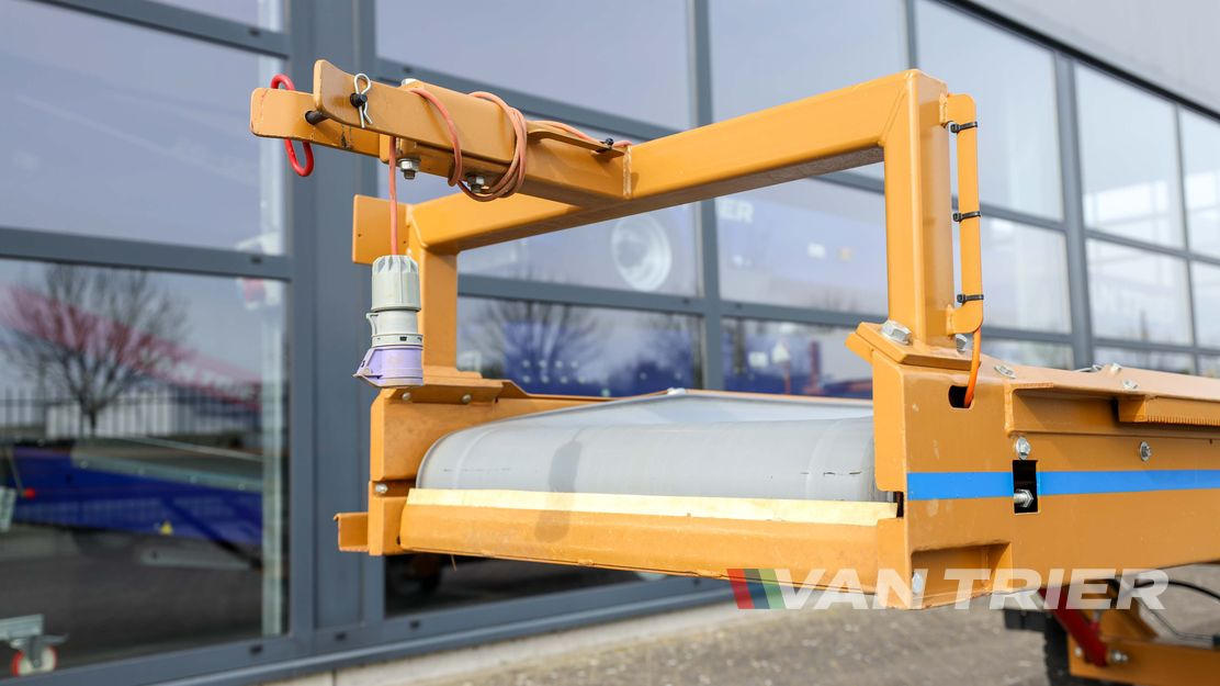 Breston 2x8-80 Dual belt conveyor - Juostinis transporteris: foto 4 Breston 2x8-80 Dual belt conveyor - Juostinis transporteris: foto 4