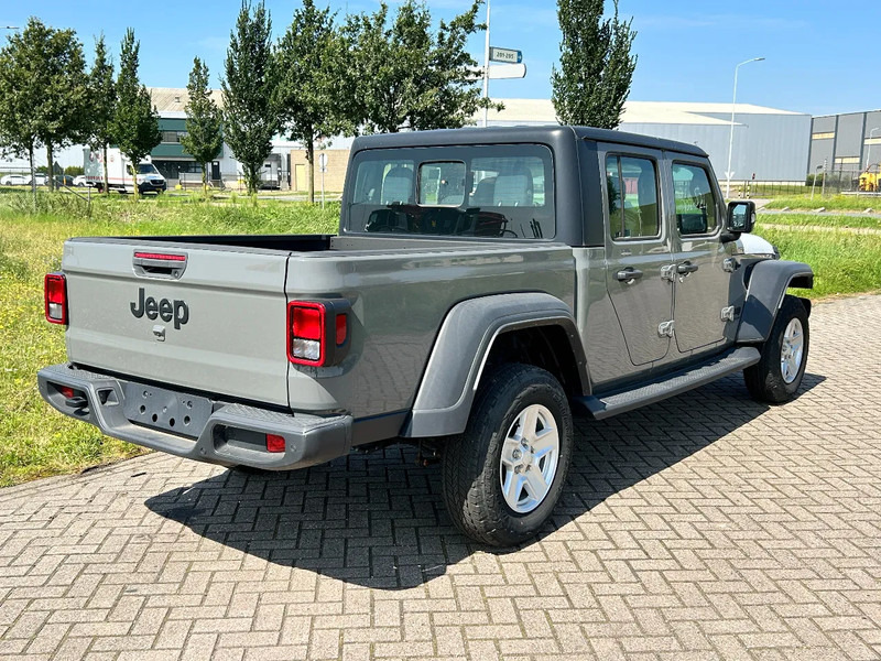 Jeep Gladiator PICK-UP 4x4 3.6L 24V VVT - 10 UNITS -T1 CUSTOM GOODS - Pikapas, Komercinis automobilis su dviguba kabina: foto 5 Jeep Gladiator PICK-UP 4x4 3.6L 24V VVT - 10 UNITS -T1 CUSTOM GOODS - Pikapas, Komercinis automobilis su dviguba kabina: foto 5