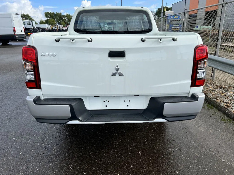Mitsubishi L200 4x4 - 8 UNITS in WHITE 2.5 D GL Double Cab - EURO 2 - NEW!! Ready for work!!!** - Pikapas, Komercinis automobilis su dviguba kabina: foto 3 Mitsubishi L200 4x4 - 8 UNITS in WHITE 2.5 D GL Double Cab - EURO 2 - NEW!! Ready for work!!!** - Pikapas, Komercinis automobilis su dviguba kabina: foto 3