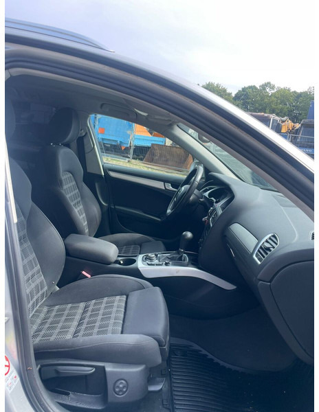 Lengvasis automobilis Audi A4: foto 11