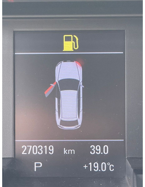 Lengvasis automobilis Audi A4: foto 7
