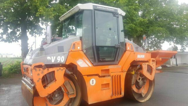 Hamm DV90 VO mit Streuer Klima German Maschine - Asfalto volus: foto 1 Hamm DV90 VO mit Streuer Klima German Maschine - Asfalto volus: foto 1