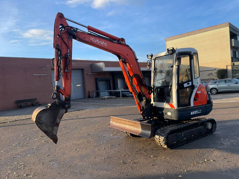 Kubota KX121-3 - Mini ekskavatorius: foto 2 Kubota KX121-3 - Mini ekskavatorius: foto 2