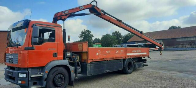 MAN TG-M18.280PS Hiab 111B-2 mit Funk - Platforminis/ Bortinis sunkvežimis, Sunkvežimis su kranu: foto 3 MAN TG-M18.280PS Hiab 111B-2 mit Funk - Platforminis/ Bortinis sunkvežimis, Sunkvežimis su kranu: foto 3