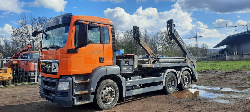 MAN TG-S 28.400 BL 6x2 Absetzkipper - Nuožulnaus pakėlimo ant platformos sunkvežimis: foto 1 MAN TG-S 28.400 BL 6x2 Absetzkipper - Nuožulnaus pakėlimo ant platformos sunkvežimis: foto 1