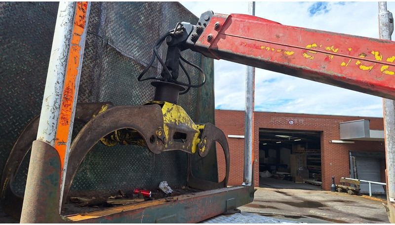 Miškovežis, Sunkvežimis su kranu MAN TGA 18.480 Holz LKW: foto 6