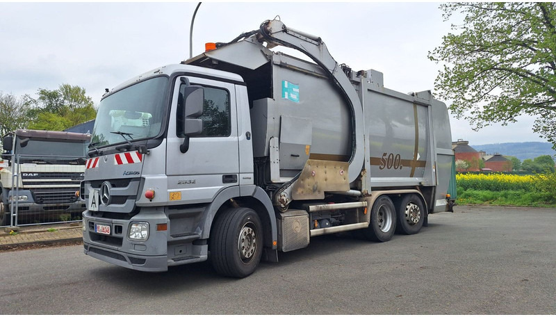 Mercedes-Benz 2532 Actros Überkopflader - Šiukšliavežis: foto 1 Mercedes-Benz 2532 Actros Überkopflader - Šiukšliavežis: foto 1