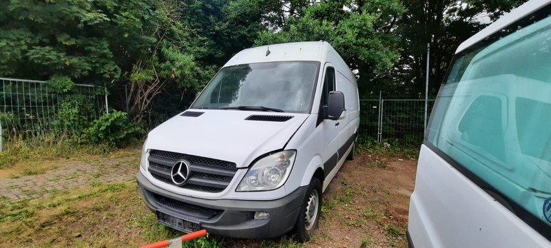 Mercedes-Benz 300-serie 313 Sprinter - Krovininis mikroautobusas: foto 3 Mercedes-Benz 300-serie 313 Sprinter - Krovininis mikroautobusas: foto 3