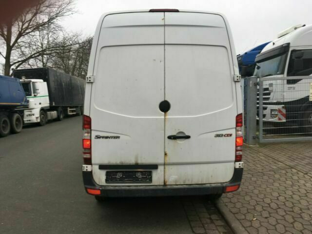 Mercedes-Benz 300-serie 313 cdi Sprinter German Truck - Krovininis mikroautobusas: foto 5 Mercedes-Benz 300-serie 313 cdi Sprinter German Truck - Krovininis mikroautobusas: foto 5