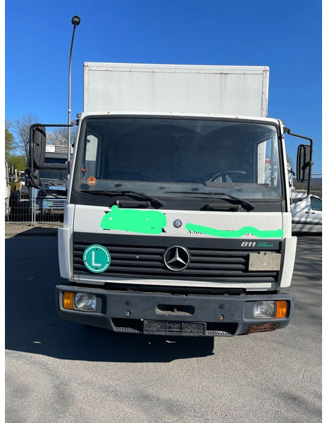 Mercedes-Benz 811 Koffer Blatt/Blatt Gefedert - Furgonas sunkvežimis: foto 3 Mercedes-Benz 811 Koffer Blatt/Blatt Gefedert - Furgonas sunkvežimis: foto 3