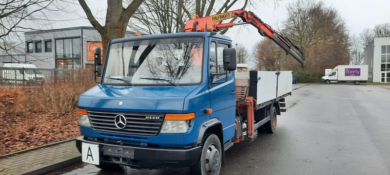 Mercedes-Benz 814 Pritsche mit Kran+Greifer - Platforminis/ Bortinis sunkvežimis, Sunkvežimis su kranu: foto 3 Mercedes-Benz 814 Pritsche mit Kran+Greifer - Platforminis/ Bortinis sunkvežimis, Sunkvežimis su kranu: foto 3