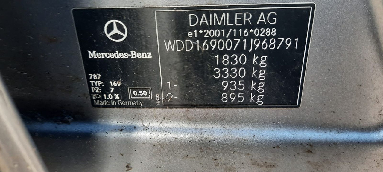 Mercedes-Benz A 180 A 180 CDI AVANTGARDE - Sedanas: foto 4 Mercedes-Benz A 180 A 180 CDI AVANTGARDE - Sedanas: foto 4