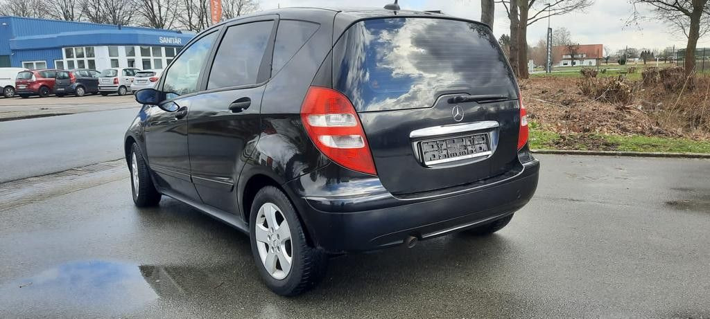Mercedes-Benz A 180 CDI AVANTGARDE - Sedanas: foto 4 Mercedes-Benz A 180 CDI AVANTGARDE - Sedanas: foto 4
