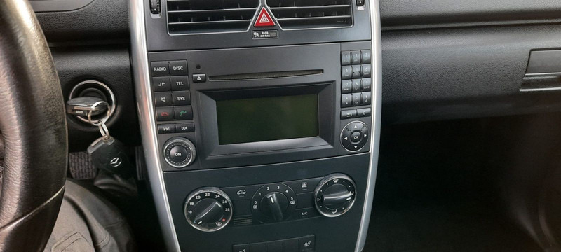 Mercedes-Benz A-Klasse 180 A 180 CDI AVANTGARDE - Lengvasis automobilis: foto 5 Mercedes-Benz A-Klasse 180 A 180 CDI AVANTGARDE - Lengvasis automobilis: foto 5