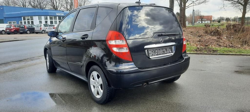 Mercedes-Benz A-Klasse 180 CDI AVANTGARDE - Lengvasis automobilis: foto 4 Mercedes-Benz A-Klasse 180 CDI AVANTGARDE - Lengvasis automobilis: foto 4