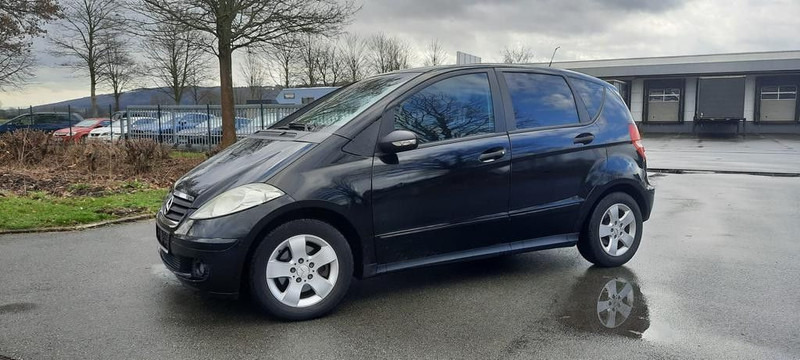 Mercedes-Benz A-Klasse 180 CDI AVANTGARDE - Lengvasis automobilis: foto 1 Mercedes-Benz A-Klasse 180 CDI AVANTGARDE - Lengvasis automobilis: foto 1