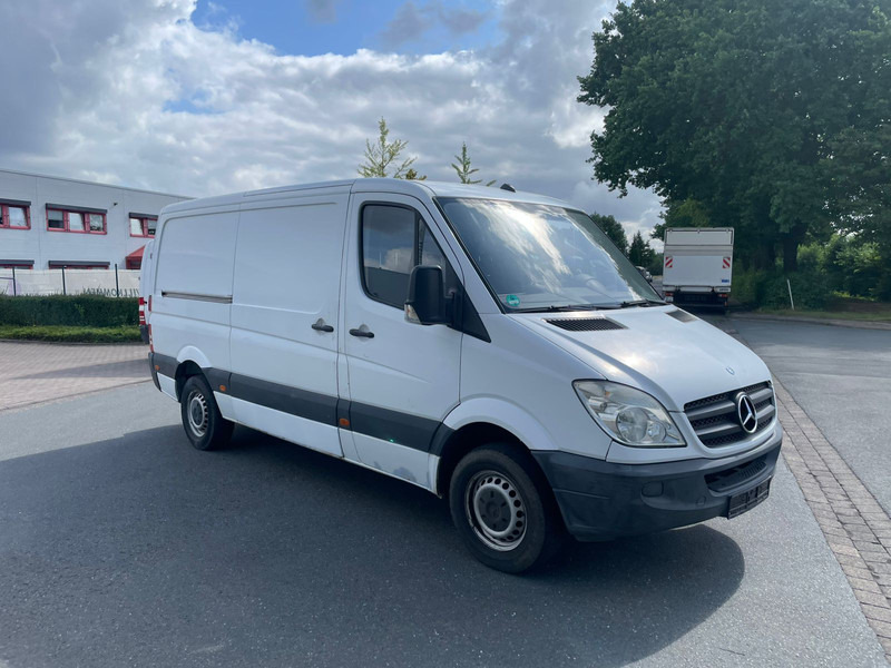 Mercedes-Benz Sprinter 315 - Krovininis mikroautobusas: foto 2 Mercedes-Benz Sprinter 315 - Krovininis mikroautobusas: foto 2