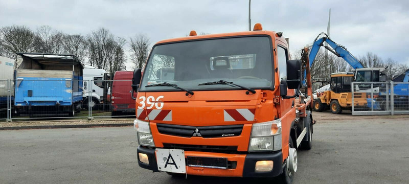 Mitsubishi Canter Absetzer Klima AHK Diff/Sperre - Nuožulnaus pakėlimo ant platformos sunkvežimis: foto 4 Mitsubishi Canter Absetzer Klima AHK Diff/Sperre - Nuožulnaus pakėlimo ant platformos sunkvežimis: foto 4