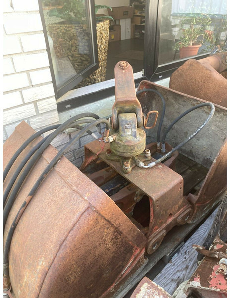 Palfinger Greifer - Greiferini kausa - Statybinė technika: foto 1 Palfinger Greifer - Greiferini kausa - Statybinė technika: foto 1