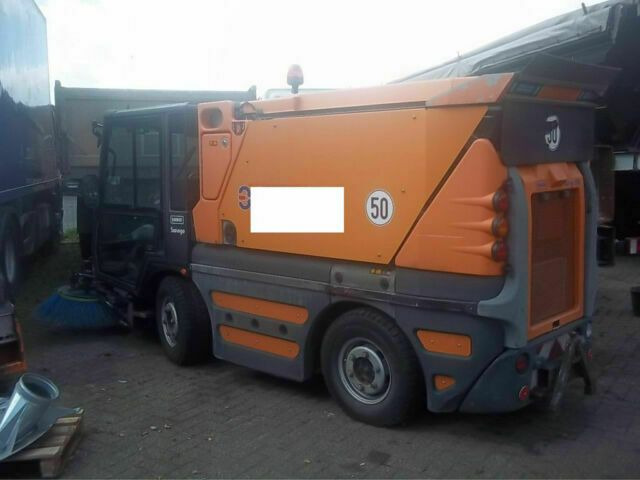 SCHMIDT Compact 200 German Maschine - Gatvių šlavimo mašina: foto 4 SCHMIDT Compact 200 German Maschine - Gatvių šlavimo mašina: foto 4