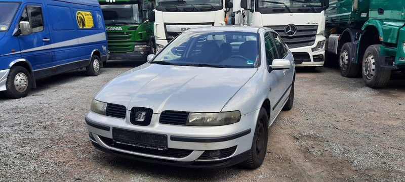 SEAT Toledo Signo 1,8 20V Autom - Lengvasis automobilis: foto 2 SEAT Toledo Signo 1,8 20V Autom - Lengvasis automobilis: foto 2