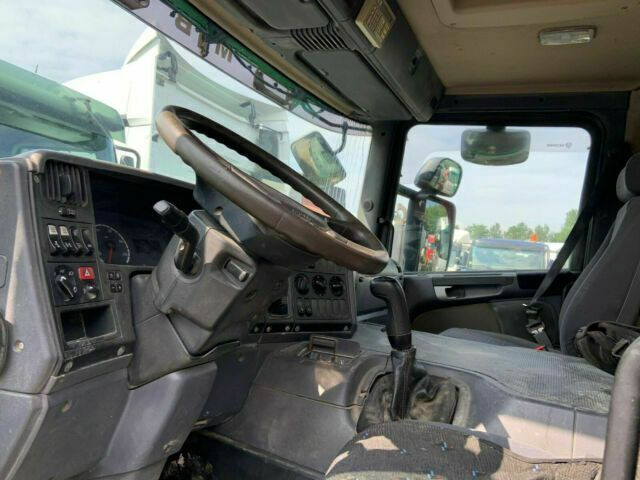 Scania P340PS 8x4 Blatt/Blatt 1-Hand - Betonvežis: foto 3 Scania P340PS 8x4 Blatt/Blatt 1-Hand - Betonvežis: foto 3