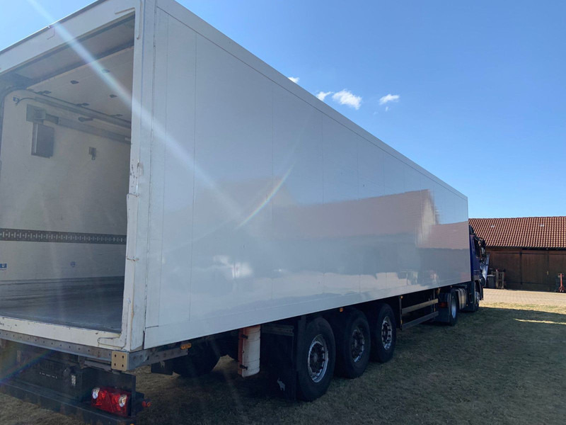 Schmitz Cargobull SKO 24 Tiefkühler 3Achser SAF - Refrižeratorius puspriekabė: foto 2 Schmitz Cargobull SKO 24 Tiefkühler 3Achser SAF - Refrižeratorius puspriekabė: foto 2