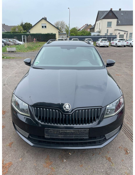 Škoda Octavia 2.0 TDI Green tec Solution Combi - Universalas: foto 4 Škoda Octavia 2.0 TDI Green tec Solution Combi - Universalas: foto 4