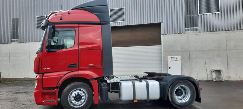 Mercedes-Benz 1842 Actros MP4 G.Haus/Hochdach Vollbaust - Vilkikas: foto 3 Mercedes-Benz 1842 Actros MP4 G.Haus/Hochdach Vollbaust - Vilkikas: foto 3