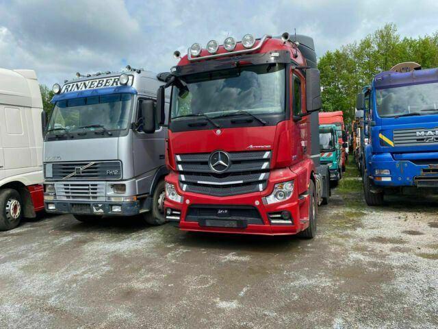 Mercedes-Benz 1842 Actros MP4 Kipperhydraulik - Vilkikas: foto 1 Mercedes-Benz 1842 Actros MP4 Kipperhydraulik - Vilkikas: foto 1
