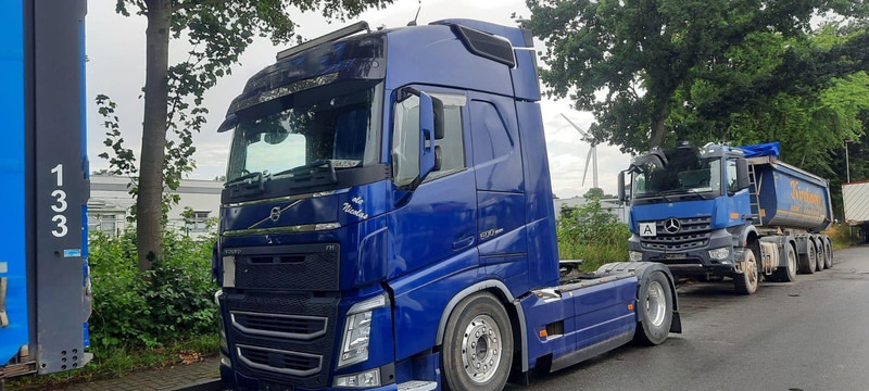 Volvo FH 500 GLobetrotter XL - Vilkikas: foto 1 Volvo FH 500 GLobetrotter XL - Vilkikas: foto 1