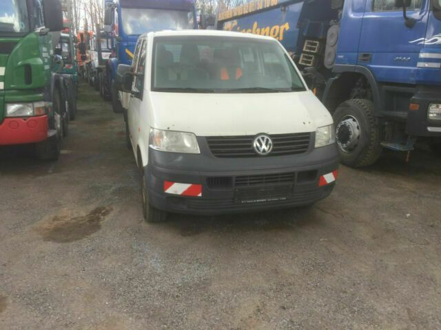 Volkswagen Transporter Pritsche Doka - Bortinis automobilis: foto 2 Volkswagen Transporter Pritsche Doka - Bortinis automobilis: foto 2