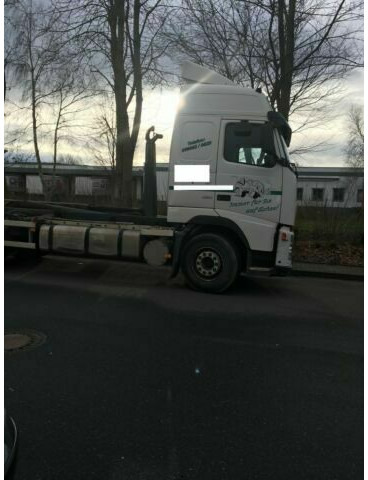 Volvo FH12-420 G.Haus 2xBett Klima Schaltgetriebe Reta - Hook-lift sunkvežimis: foto 5 Volvo FH12-420 G.Haus 2xBett Klima Schaltgetriebe Reta - Hook-lift sunkvežimis: foto 5