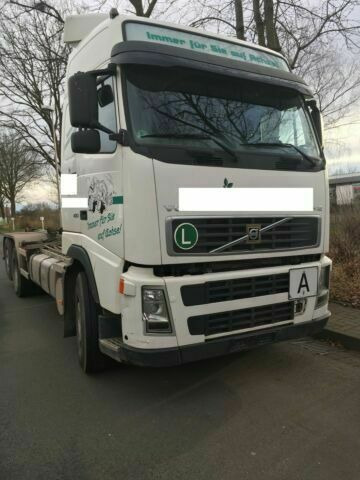 Volvo FH12-420 G.Haus 2xBett Klima Schaltgetriebe Reta - Hook-lift sunkvežimis: foto 4 Volvo FH12-420 G.Haus 2xBett Klima Schaltgetriebe Reta - Hook-lift sunkvežimis: foto 4