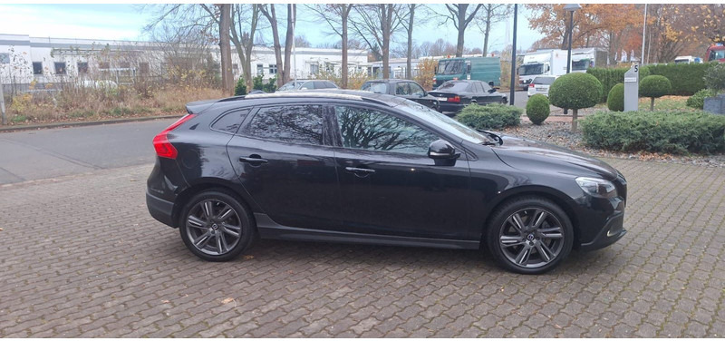 Volvo V40 Cross Country You! - Hečbekas: foto 3 Volvo V40 Cross Country You! - Hečbekas: foto 3