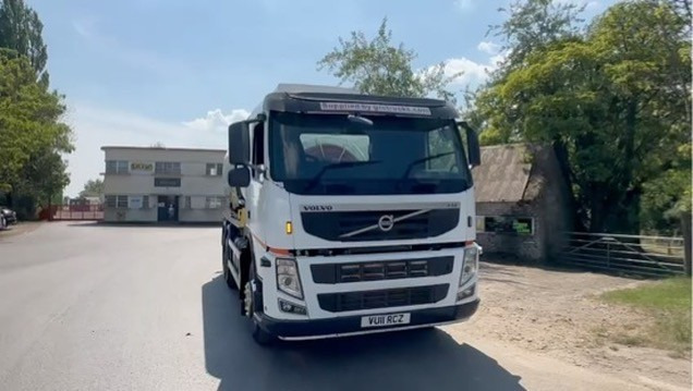 2011 Volvo FM Fuel Tanker - Autocisterna: foto 4 2011 Volvo FM Fuel Tanker - Autocisterna: foto 4