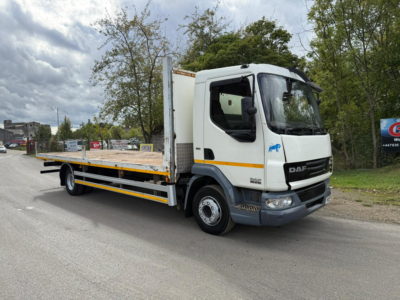 2013 DAF LF Flatbed Truck - Platforminis/ Bortinis sunkvežimis: foto 2 2013 DAF LF Flatbed Truck - Platforminis/ Bortinis sunkvežimis: foto 2