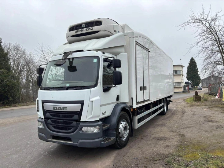 2015 DAF LF 220 Refrigerated Truck - Refrižeratorius sunkvežimis: foto 1 2015 DAF LF 220 Refrigerated Truck - Refrižeratorius sunkvežimis: foto 1